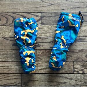 Burton Kids' Camouflage Blue and Yellow Mittens